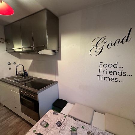 Zentrales Apartment Mit Parkplatz 海德堡 外观 照片