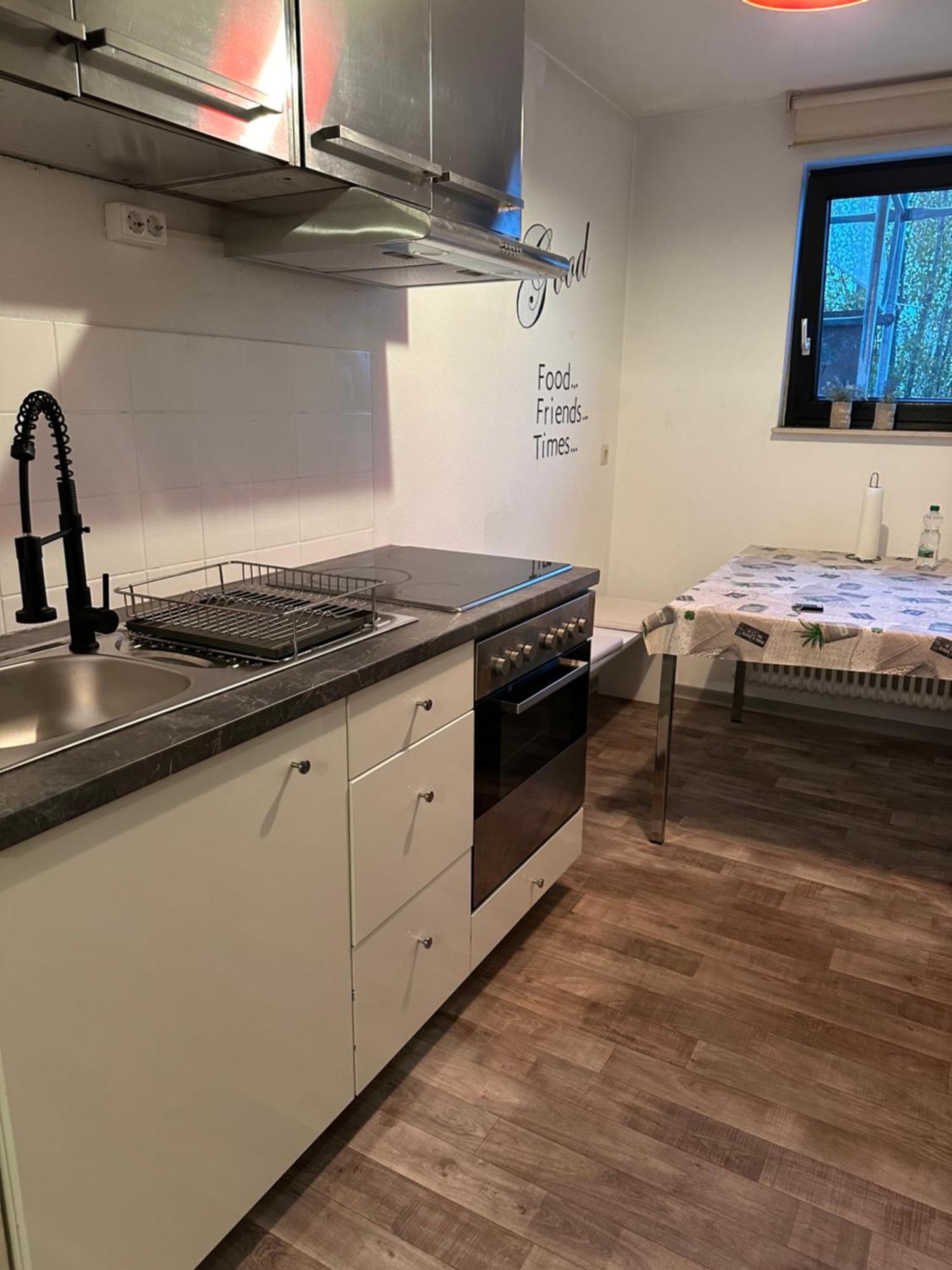 Zentrales Apartment Mit Parkplatz 海德堡 外观 照片